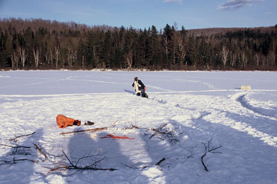 steward dancing on Lac Sucreries